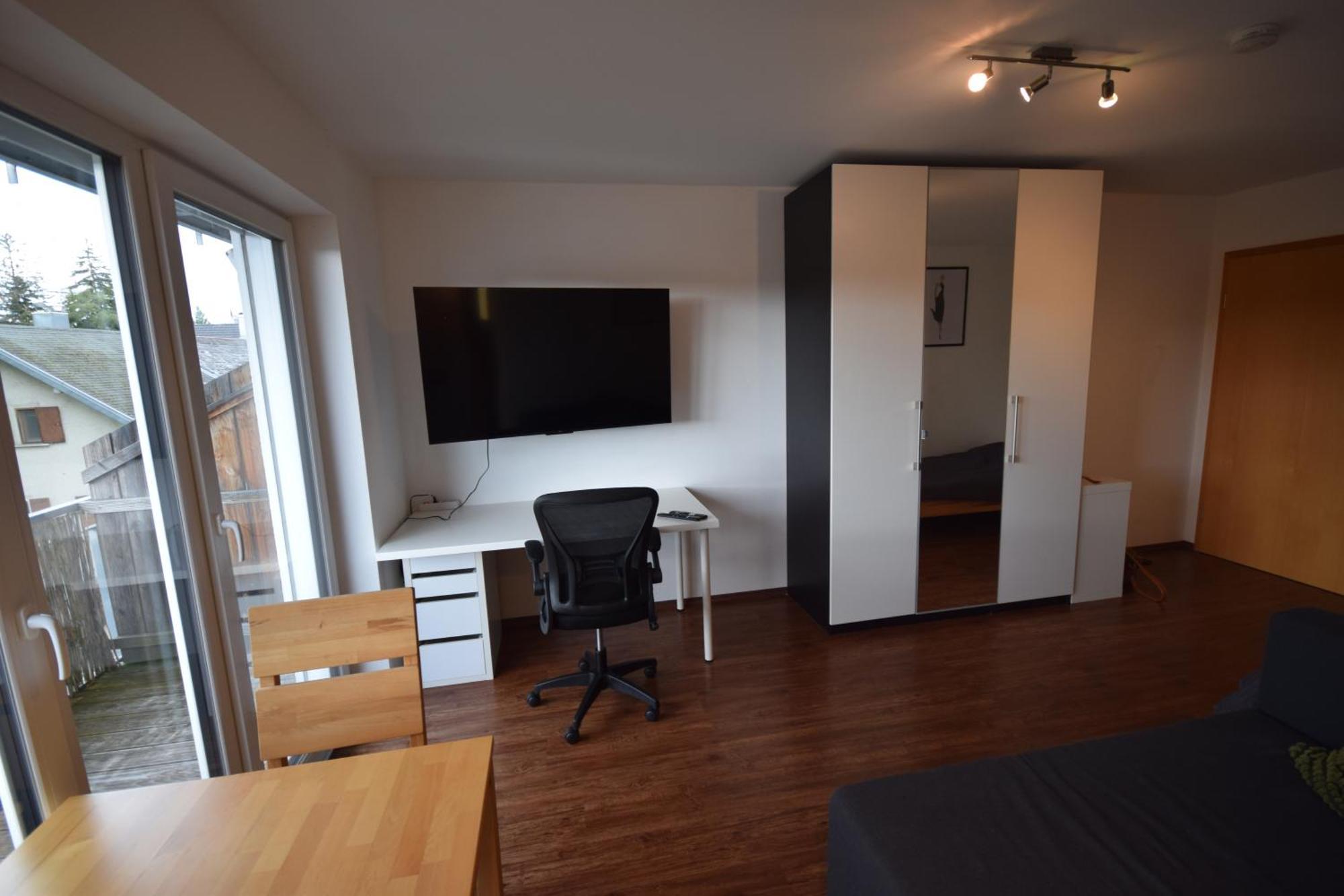 Nestwerk Komfort R23-12 - Balkon, Arbeitsplatz & Zentrumsnah Biberach an der Riss Exterior photo